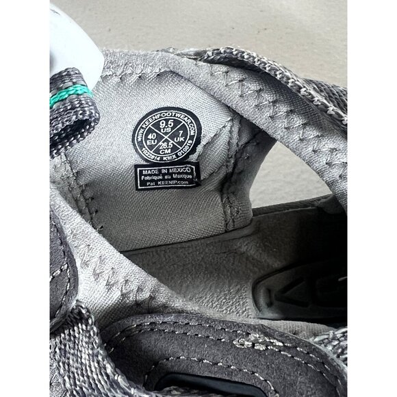 Keen Womens Clearwater CNX Sandals Grey Size 9.5 Outdoor Anti-Odor Lightweight - Picture 10 of 11